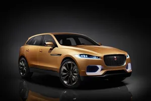 Jaguar no quiere etiquetar al C-X17 de producción como un SUV