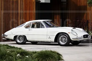 Un exclusivo Ferrari 400 Superamerica Coupé Aerodinamico, a subasta