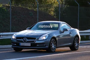 El Mercedes SLC 2015 (antiguo SLK) inicia su etapa de pruebas