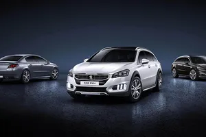 Peugeot mejora y completa la gama de motores eficientes BlueHDi