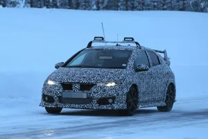 El Honda Civic Type R 2015 finaliza su desarrollo en la nieve