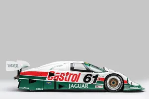 Jaguar XJR-9 vencedor de las 24 Horas de Daytona, a subasta