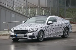 Mercedes Clase C Coupe descubierto en fase de pruebas