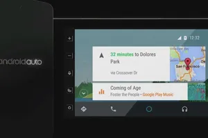 Parrot lanzará un dispositivo con Apple Carplay y Android Auto