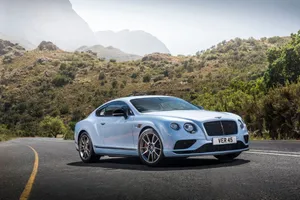 Bentley Continental GT 2015, nueva imagen y más potencia