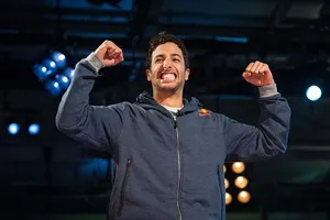 Video: así batió Daniel Ricciardo el récord de la pista de Top Gear