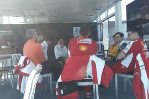 Reunión para el futuro de la F1 en el paddock de Montmeló