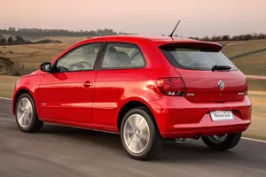 Brasil - Enero 2015: El Volkswagen Gol se hunde