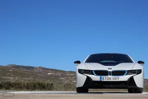 Prueba BMW i8: ¡Bienvenidos al futuro de la deportividad! (I)