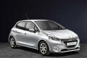Peugeot lanza las ediciones Style de los 208, 308, 3008 y 5008 con más equipamiento