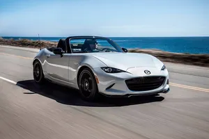 Mazda MX-5 Club y Launch Edition, dos versiones para EE.UU.