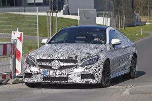 Mercedes-AMG C 63 Coupe 2016, sus más de 500 CV ya en pruebas