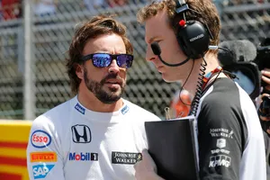 Alonso, favorable a una guerra de neumáticos en la Fórmula 1