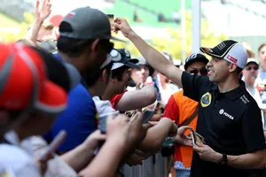 Pastor Maldonado no tiene garantizado el puesto en Lotus, pese al apoyo de PDVSA