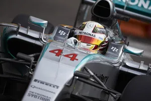 Primera y espectacular pole de Hamilton en Mónaco