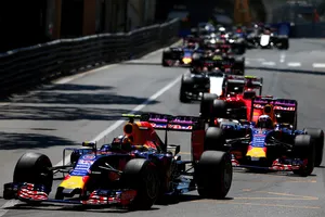 Red Bull estudia afrontar la primera sanción de motor del año en Canadá