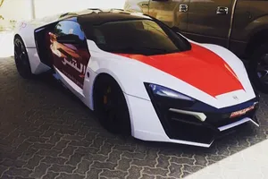 La Policía de Abu Dhabi se hace con un Lykan Hypersport