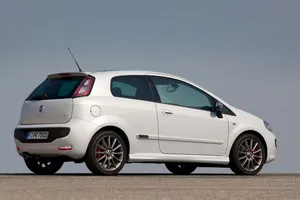 Italia - Mayo 2015: El Fiat Punto sigue conquistando al público