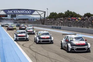 Citroën paga el precio de un programa doble en WTCC y WRC