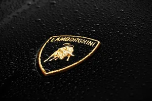 Y llegó el día en que Lamborghini prefirió hacer un SUV a hacer un deportivo