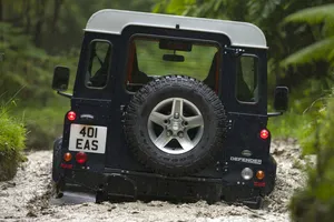 El Land Rover Defender aún resiste