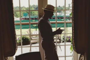 Lewis Hamilton se queda sin ver la final de Wimbledon por su vestimenta