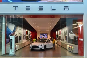 Llega el "plan amigo" de Tesla