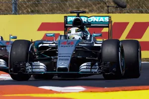 Hamilton suma su 5ª pole consecutiva; Alonso suma una nueva rotura