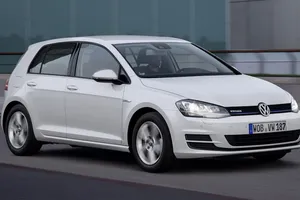 Holanda - Junio 2015: Volkswagen Golf, el más vendido en la primera mitad del año