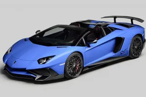 Lamborghini Aventador SuperVeloce Roadster, 750 CV a cielo abierto