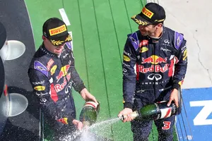 Horner: "Por trabajo en equipo, es la mejor pareja de pilotos que hemos tenido"