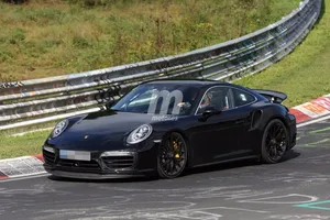 Los Porsche 911 Turbo y Targa 2016 se preparan para su debut en Frankfurt