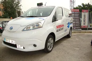 Valencia ya tiene su primer taxi eléctrico, Nissan e-NV200