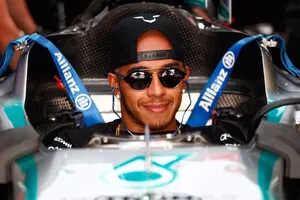 Hamilton marca terreno en los primeros libres de Monza