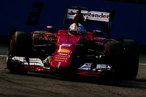 Vettel rompe el dominio de poles de Mercedes
