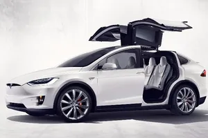 Todo sobre el Tesla Model X: Presentación y primeras entregas
