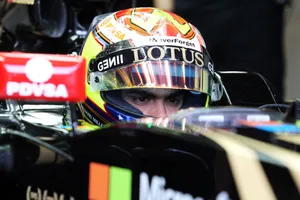 Pastor Maldonado renueva con Lotus para 2016