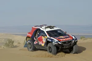 Doblete de Peugeot con el 2008 DKR en China