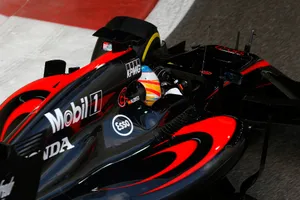 Alonso critica a los comisarios por su sanción en el Gran Premio de Abu Dhabi