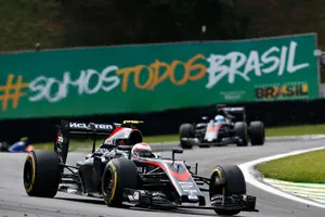 Button: “Correr contra Alonso es un mayor desafío que hacerlo contra Hamilton”