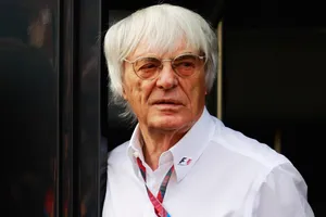 Ecclestone: "Rossi en F1 habría sido descalificado por lo de Sepang"