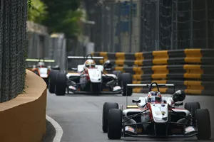 Felix Rosenqvist pole en Macao, Dani Juncadella segundo