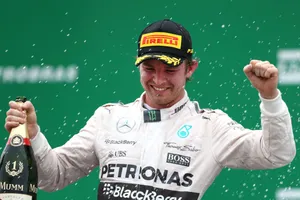 Häkkinen cree que Rosberg gana porque Hamilton quiere