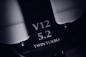 Aston Martin muestra su nuevo motor V12 biturbo