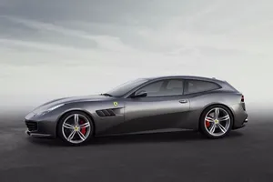 Ferrari GTC4Lusso, la renovación del FF ha llegado