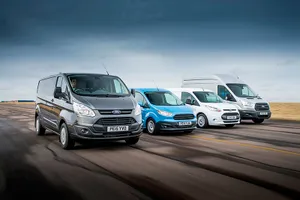 La renovada gama de la Ford Transit tira del carro entre los industriales de Europa