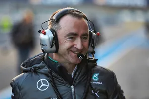 Paddy Lowe: "El cambio más grande del W07 es el chasis"