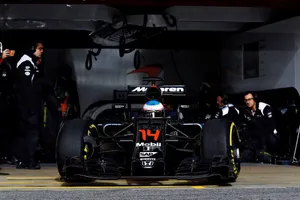 Segundo problema para McLaren: el dañado motor de Alonso era nuevo
