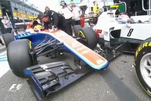 Haryanto, penalizado por su choque en el pit lane con Grosjean