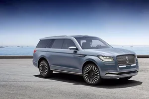 Lincoln Navigator Concept, un prototipo con puertas tipo ala de gaviota